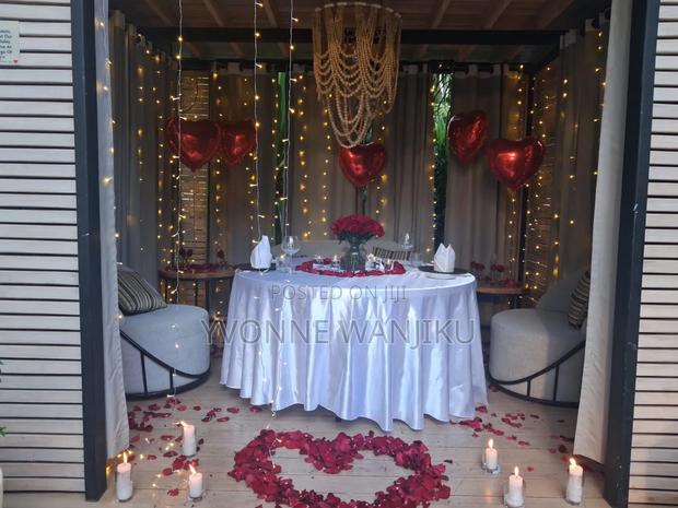 Anniversary Decor - main view
