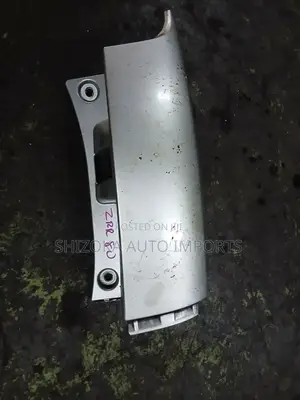 Toyota Noah Tailgate Garnish / Finisher Moulding Original Ex-Japan