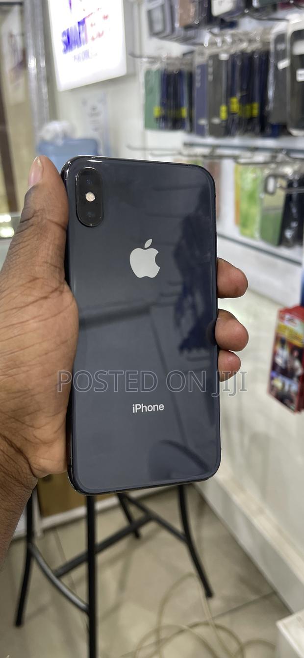 Apple iPhone X 64 GB Black - thumbnail 3