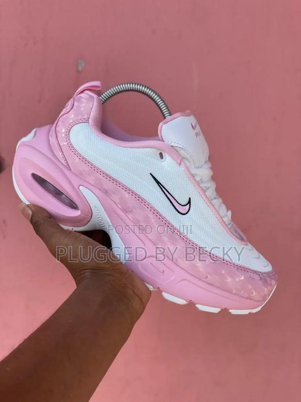 Portal Pink