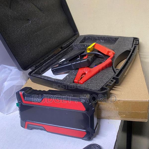 80000a Fast Start Battery Booster With Led Sos Flashlight - main view