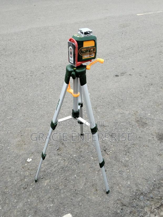 Jadever Aluminum Tripod With Self Leveling Line