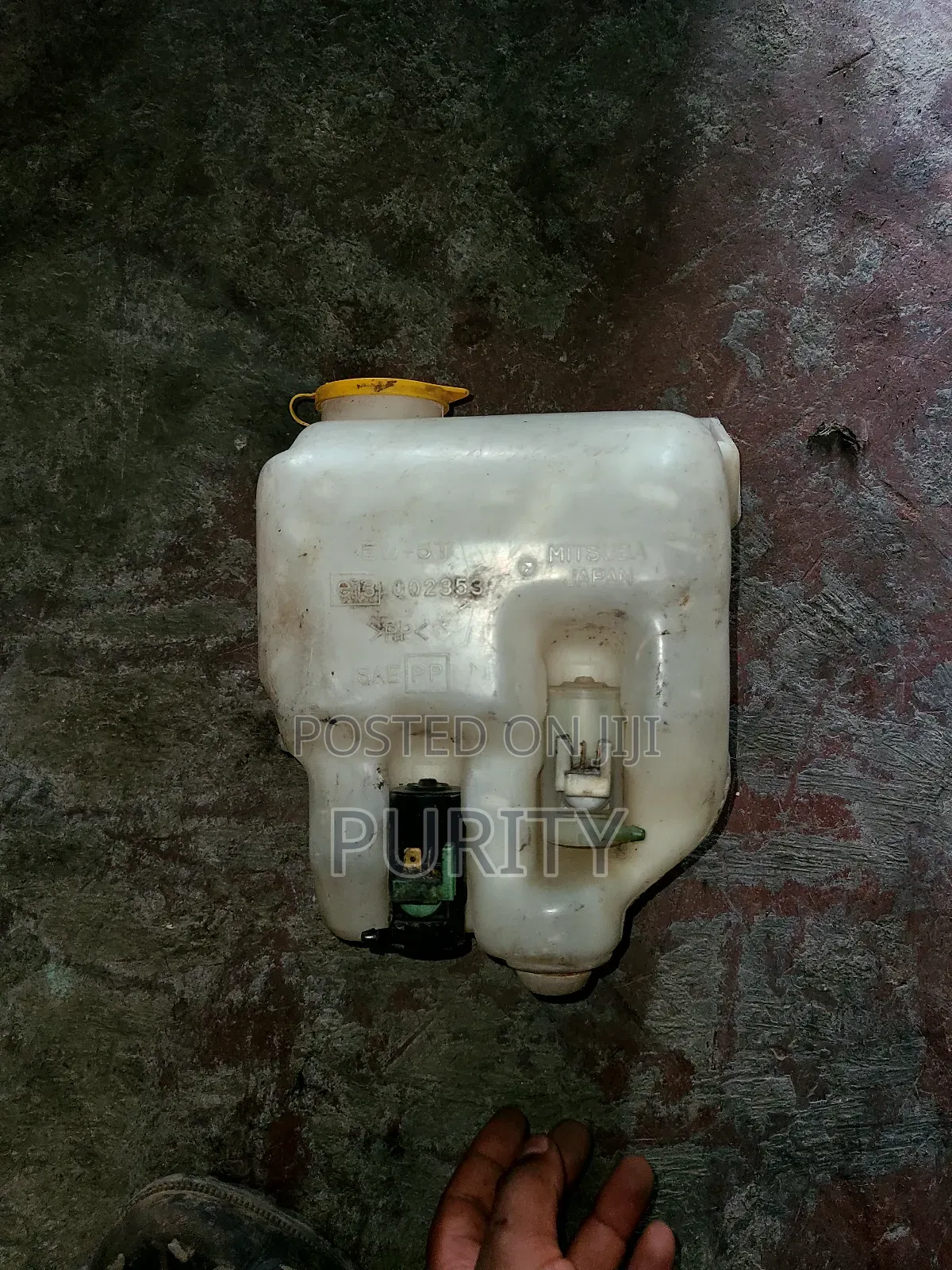 Washer Tank Subaru Impreza 2002