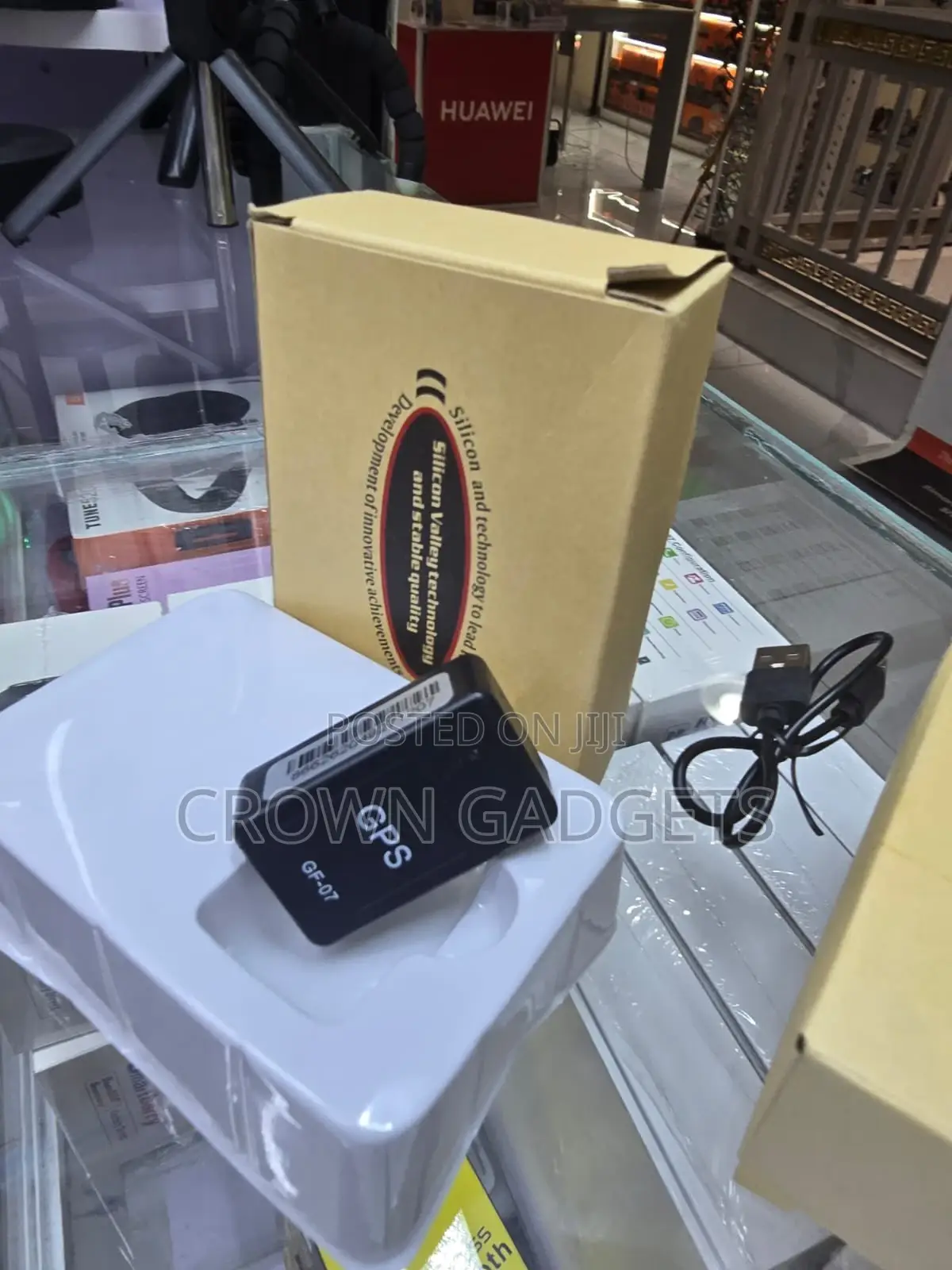 Gf-07 GPS Tracker Voice Monitoring Magnetic Car Tracker