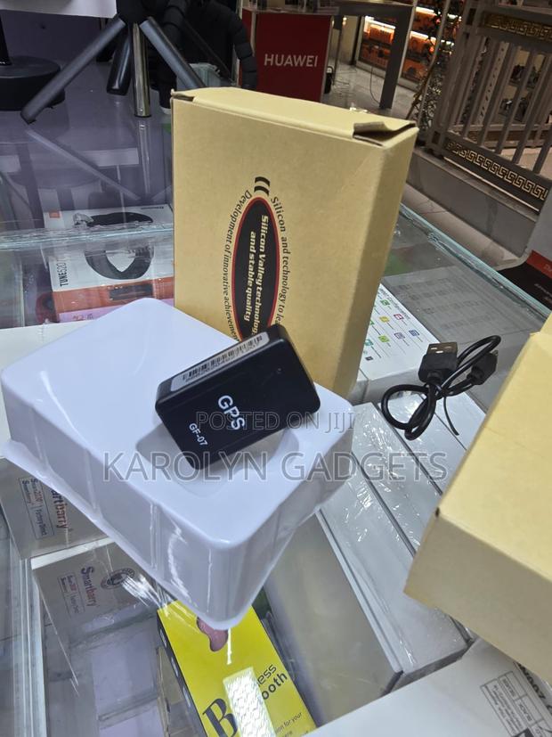 Gf-07 Real Time GPS Tracker Car Anti-Theft Sim Tracker - thumbnail 3