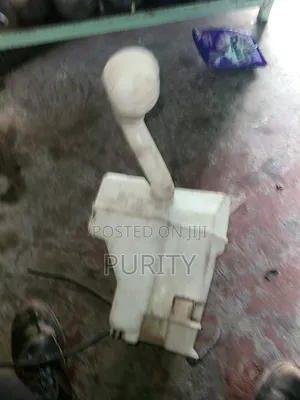 Subaru Legacy /Outback Washer Bottle