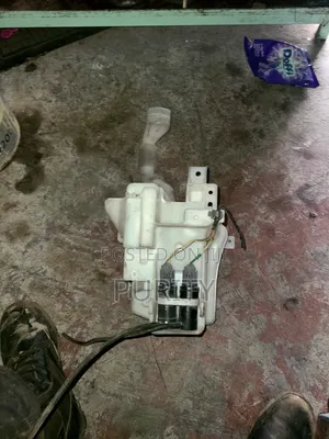 Subaru Legacy /Outback Washer Bottle