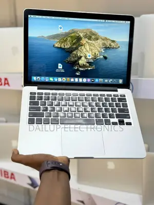Laptop Apple MacBook Pro 16GB Intel Core i7 SSD 512GB