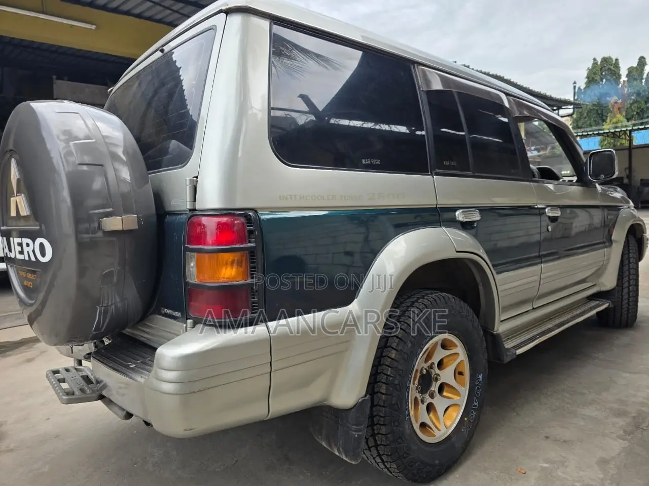 Mitsubishi Pajero 1996 Silver