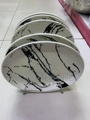 Ceramic Round Plate 10.5 Inch