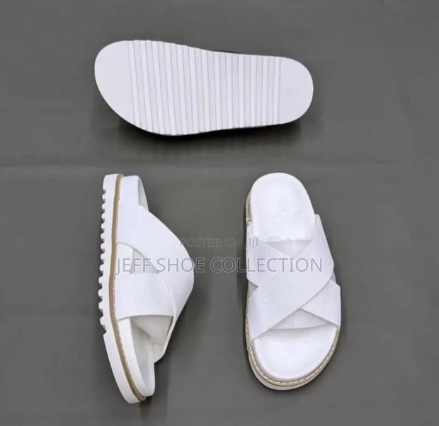 Brunello Cucinelli White Sandals - main view