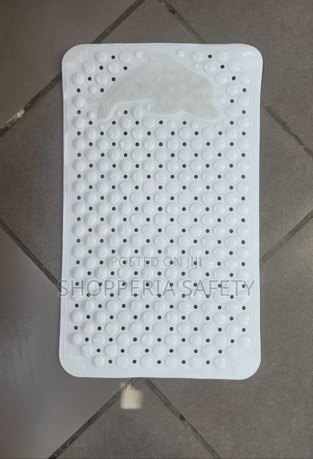 High Quality Opaque Bathroom Anti-Slip Mats