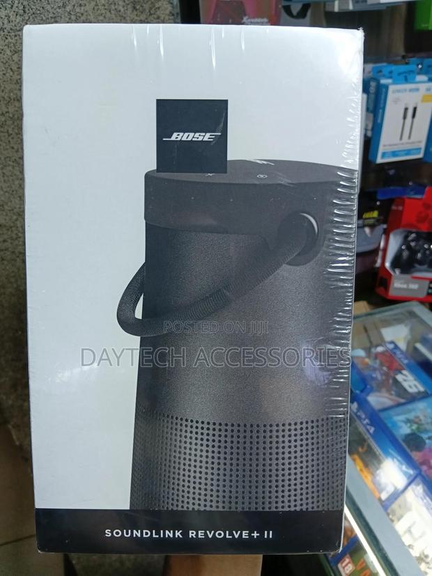 Bose Soundlink Revolve+ Ii Bluetooth Speaker in the Color Triple Black - thumbnail 4