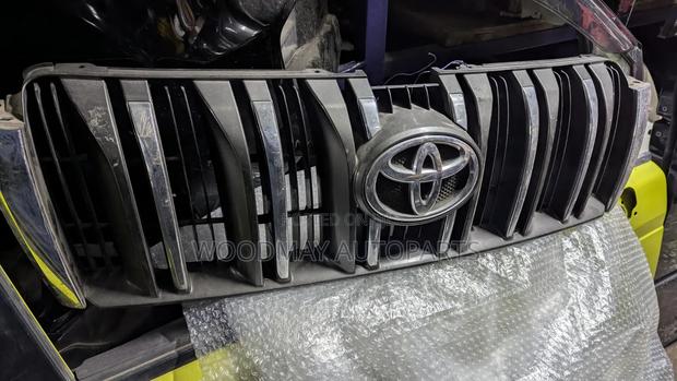 Toyota Prado 150 Grill
