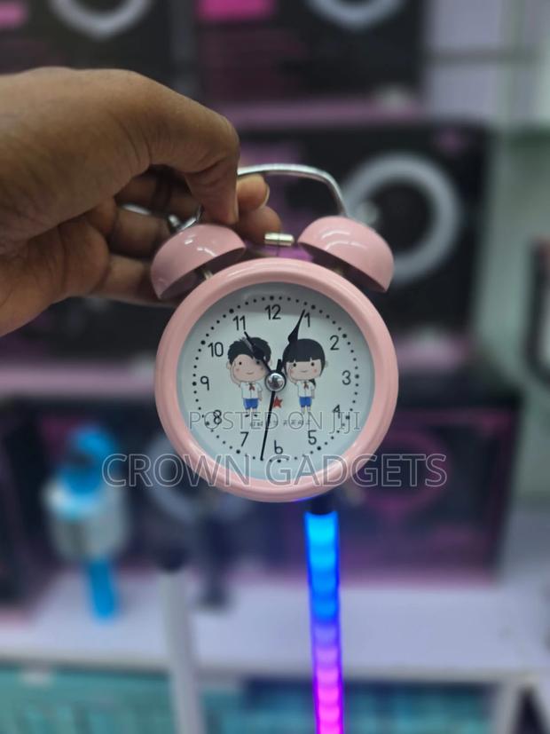 Twin Bell Vintage Alarm Clock Loud Wake Up Table Clock - thumbnail 3