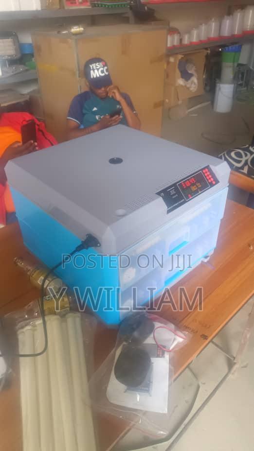 136 Eggs Automatic Incubator - thumbnail 3
