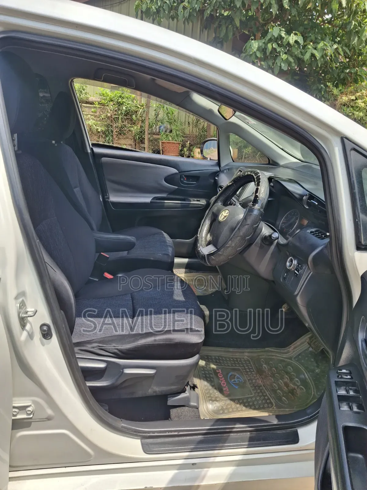 Toyota Wish 2010 White