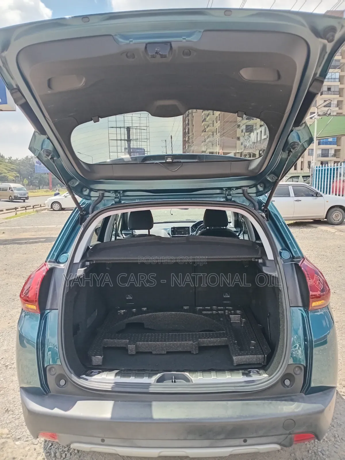 Peugeot 2008 2019 Green