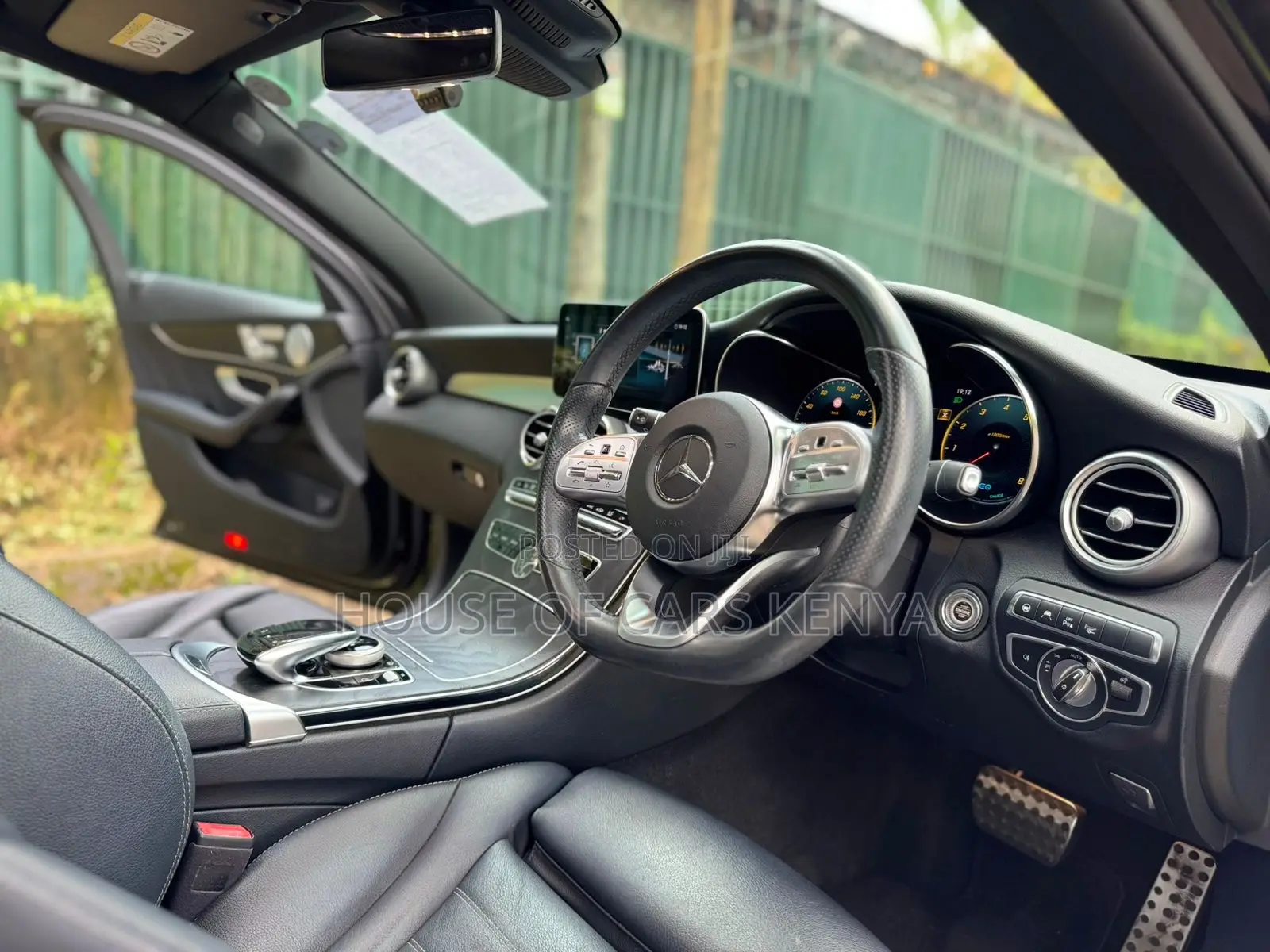 Mercedes-Benz C200 2019 Black