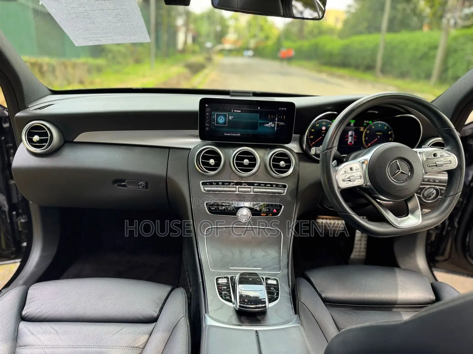 Mercedes-Benz C200 2019 Black