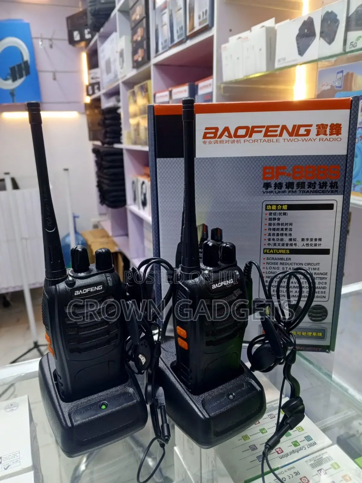 Bf-888s Uhf Radio Security Walkie Talkie With Flashlight