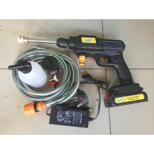 Wireless Wash Machine Spray High Pressure Cordless With 2 Batteries - main view