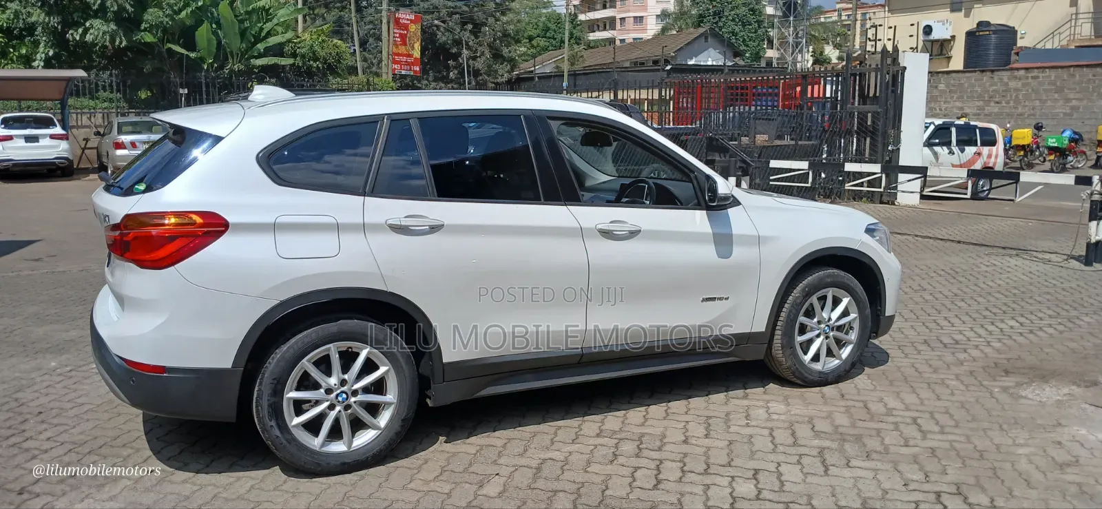 BMW X1 xDrive28i AWD 2017 White