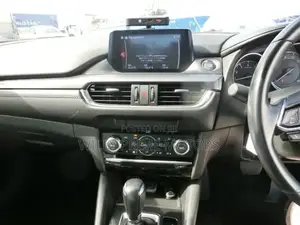 Mazda Atenza 2018 Silver