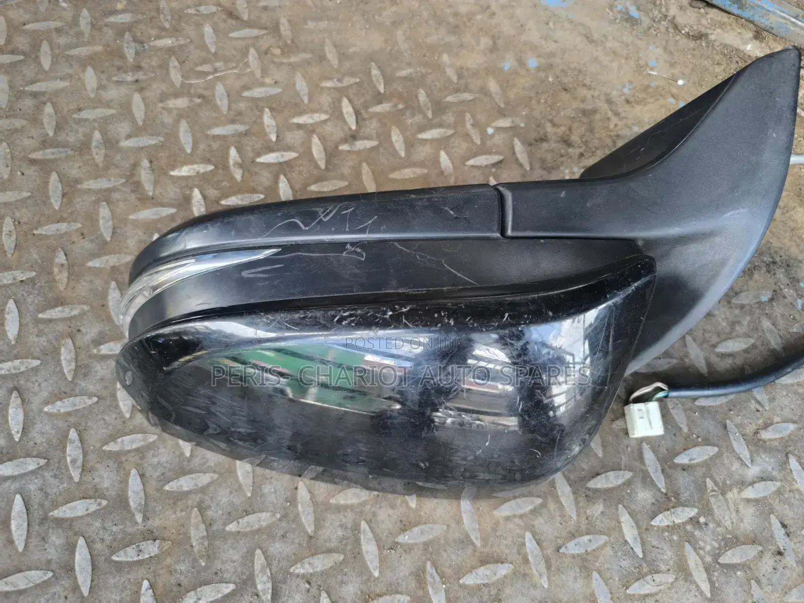 Noah/Voxy 2015 Side Mirror