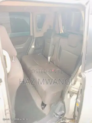 Suzuki Solio Hybrid G 2017 Silver