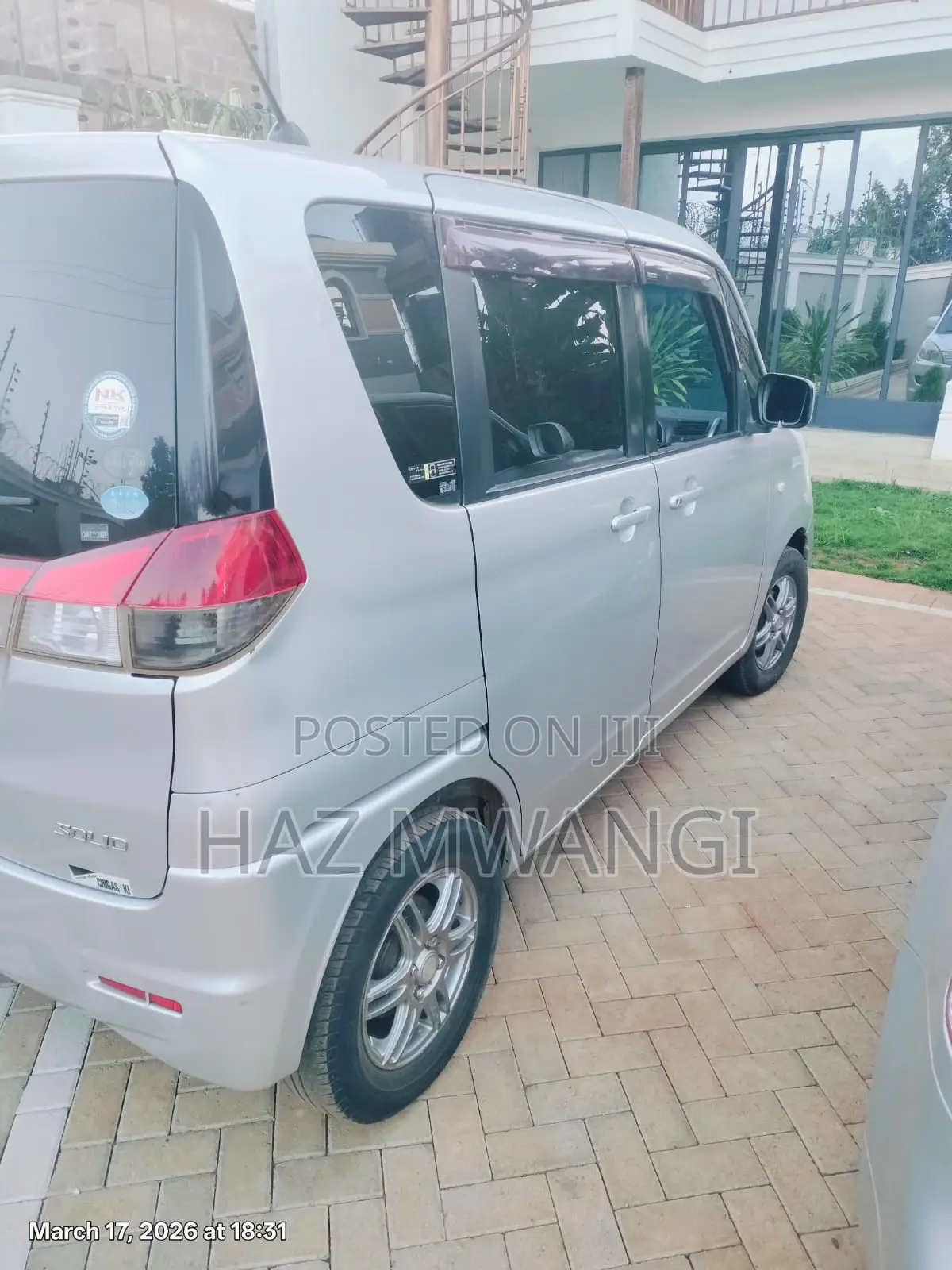 Suzuki Solio Hybrid G 2017 Silver