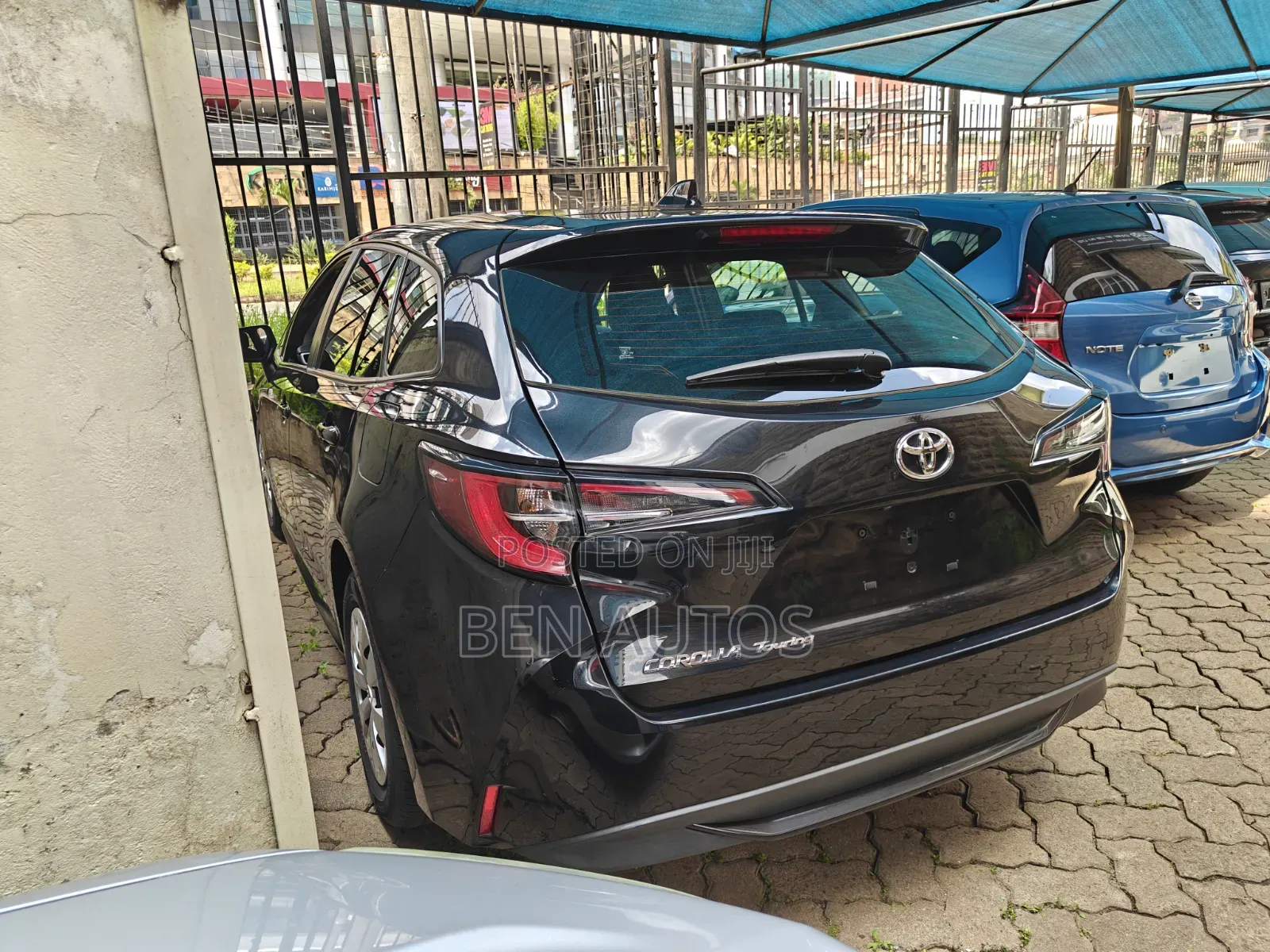 Toyota Corolla LE (1.8L 4cyl 2A) 2019 Black