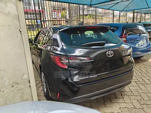 Toyota Corolla LE (1.8L 4cyl 2A) 2019 Black