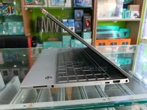 Laptop HP Pavilion 13 8GB Intel Core i5 SSD 256GB