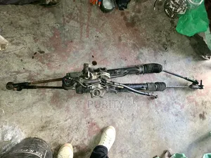 Toyota 100 Steering Rack