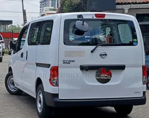 Nissan NV200 S 2019 White