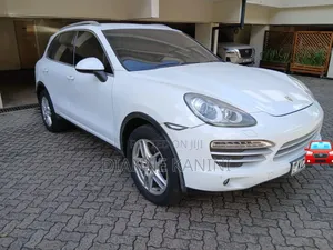 Porsche Cayenne 2014 White