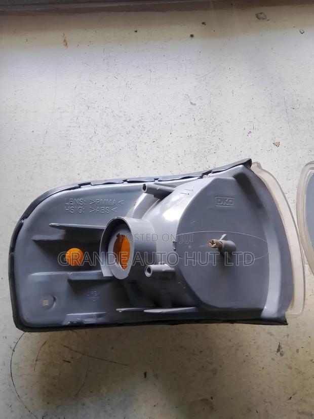 Indicator Lamp Left Hyundai H100 - thumbnail 3