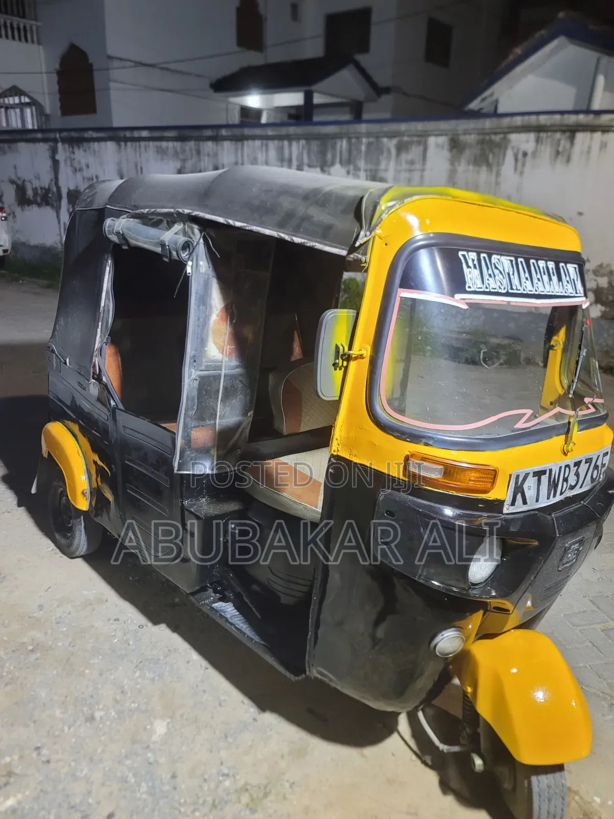 Bajaj RE 2025 Black