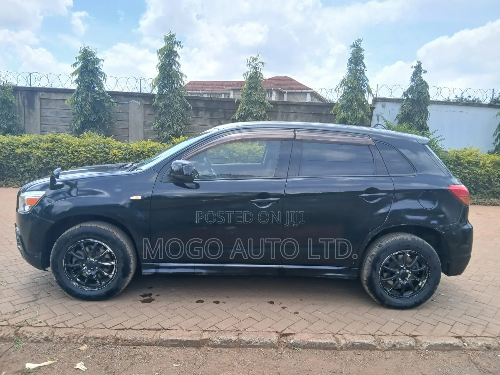 Mitsubishi RVR 2010 Black