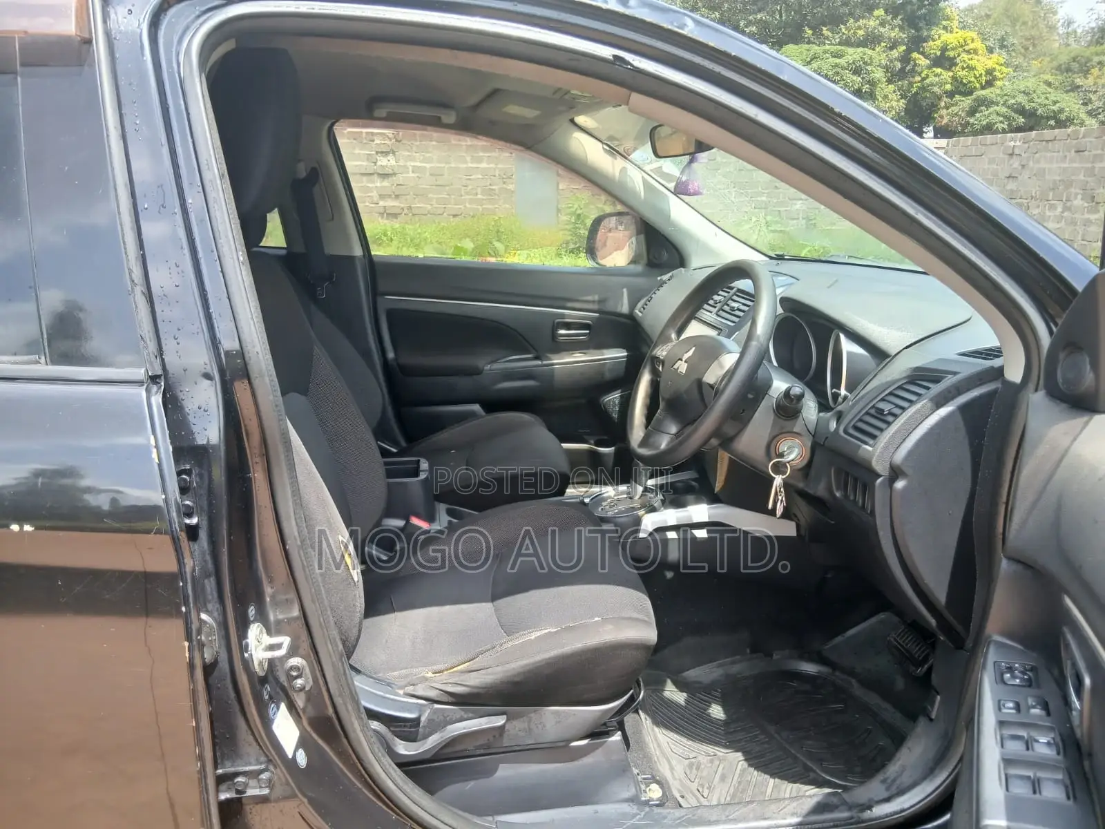 Mitsubishi RVR 2010 Black