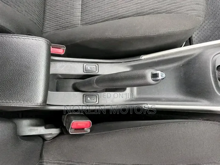 Suzuki Baleno 2018 Gold