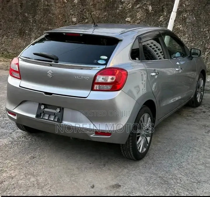 Suzuki Baleno 2018 Gray