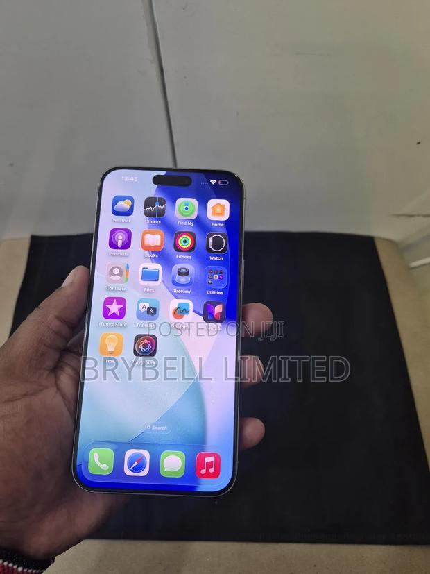 Apple iPhone 15 Pro Max 256 GB Gold - thumbnail 3