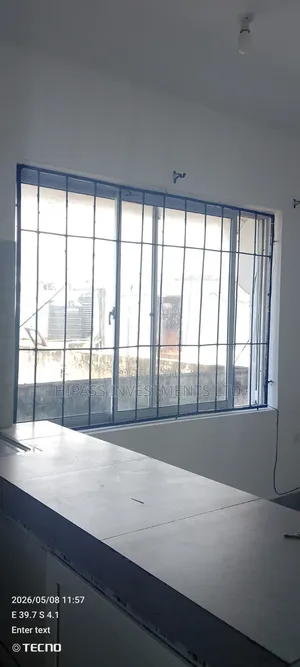 1bdrm Block of Flats in Old Town for rent