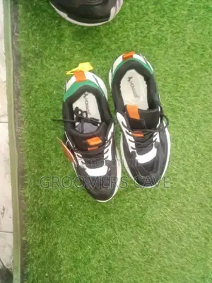 Unisex Sneakers