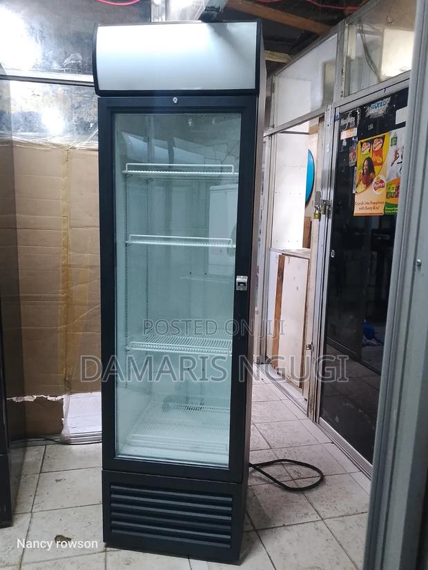 450litres Display/ Chiller Fridge - thumbnail 3