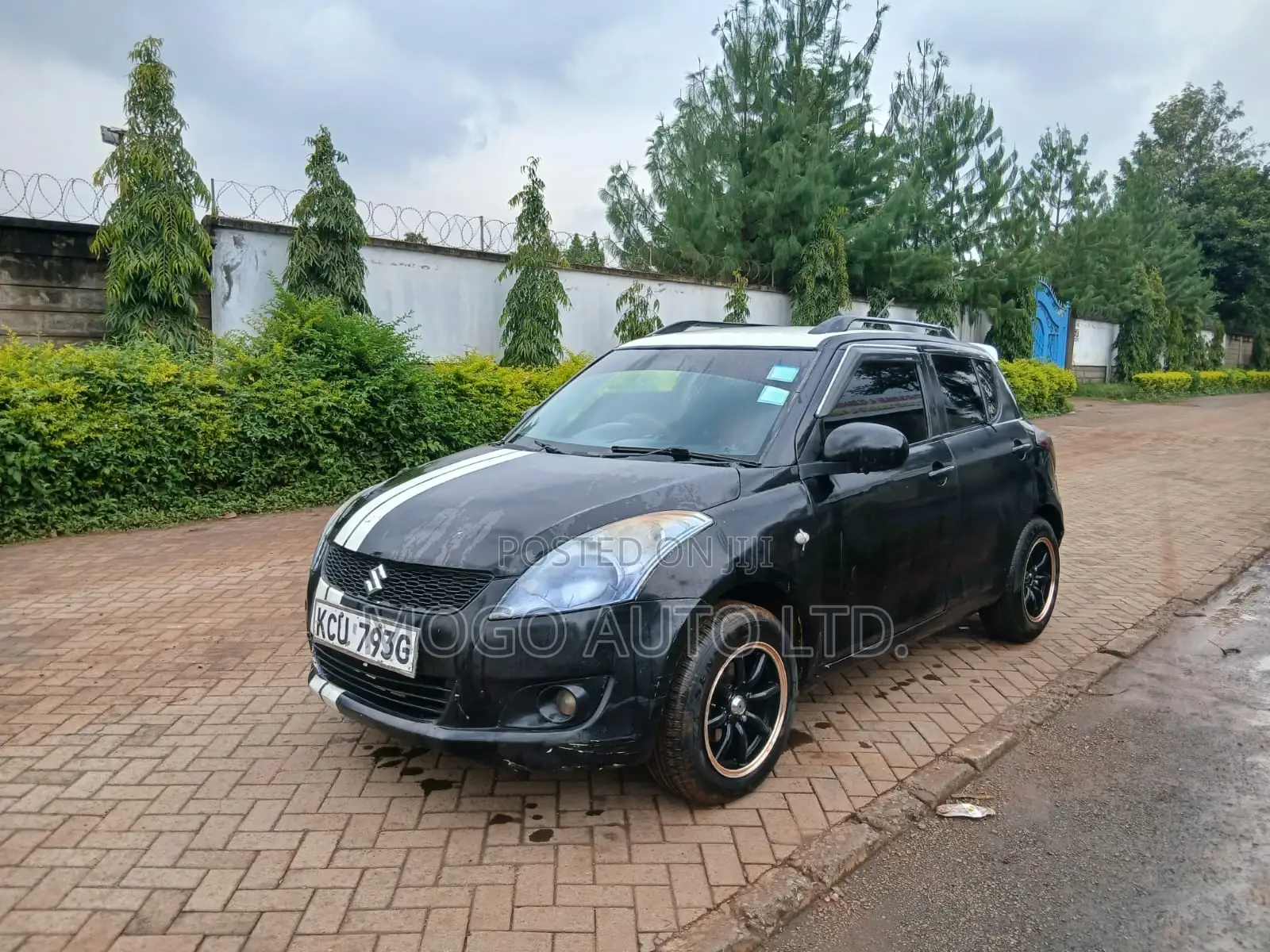 Suzuki Swift 2011 Black