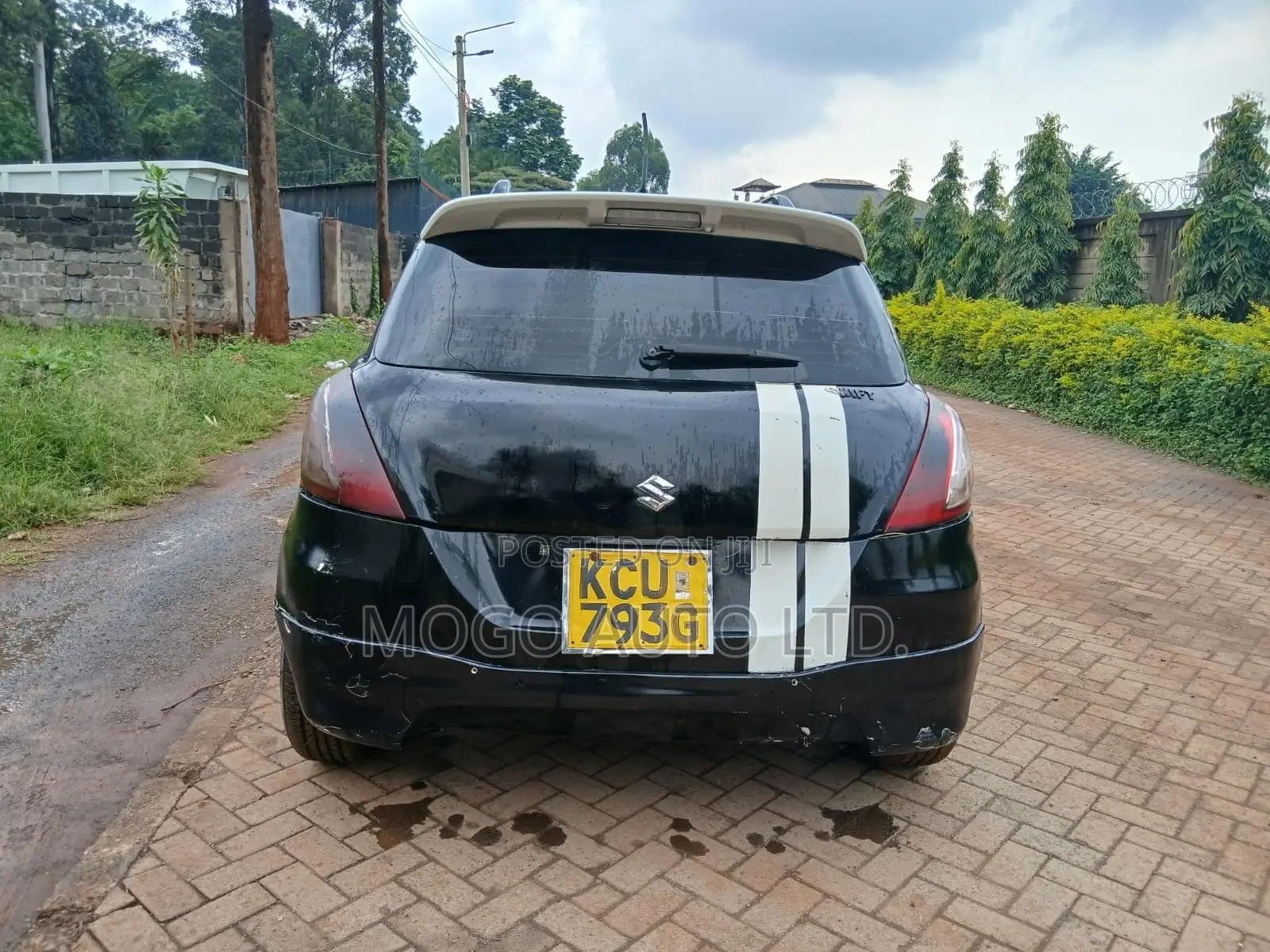 Suzuki Swift 2011 Black