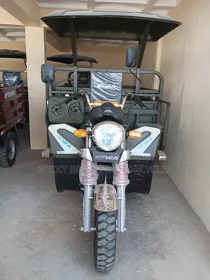 New Motorcycle 2025 Green